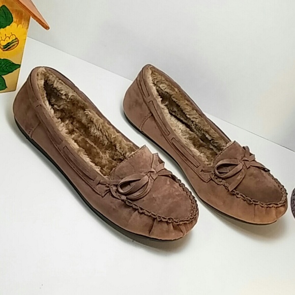 🆕 Camel Soft Faux Fur Lined Moccasin Slippers 🆕 - Picture 2 of 8